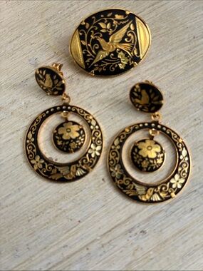 Vintage Gold and Black Floral Enamel Drop Earrings and Brooch Set